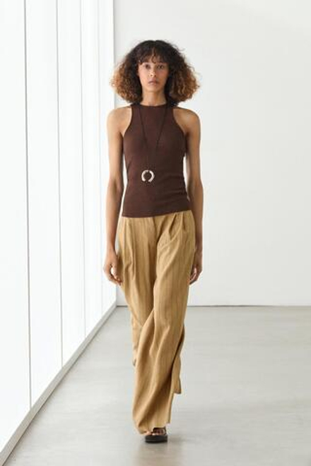 Massimo Dutti Брюки с широкими штанинами и вытачками, горчично-желтый