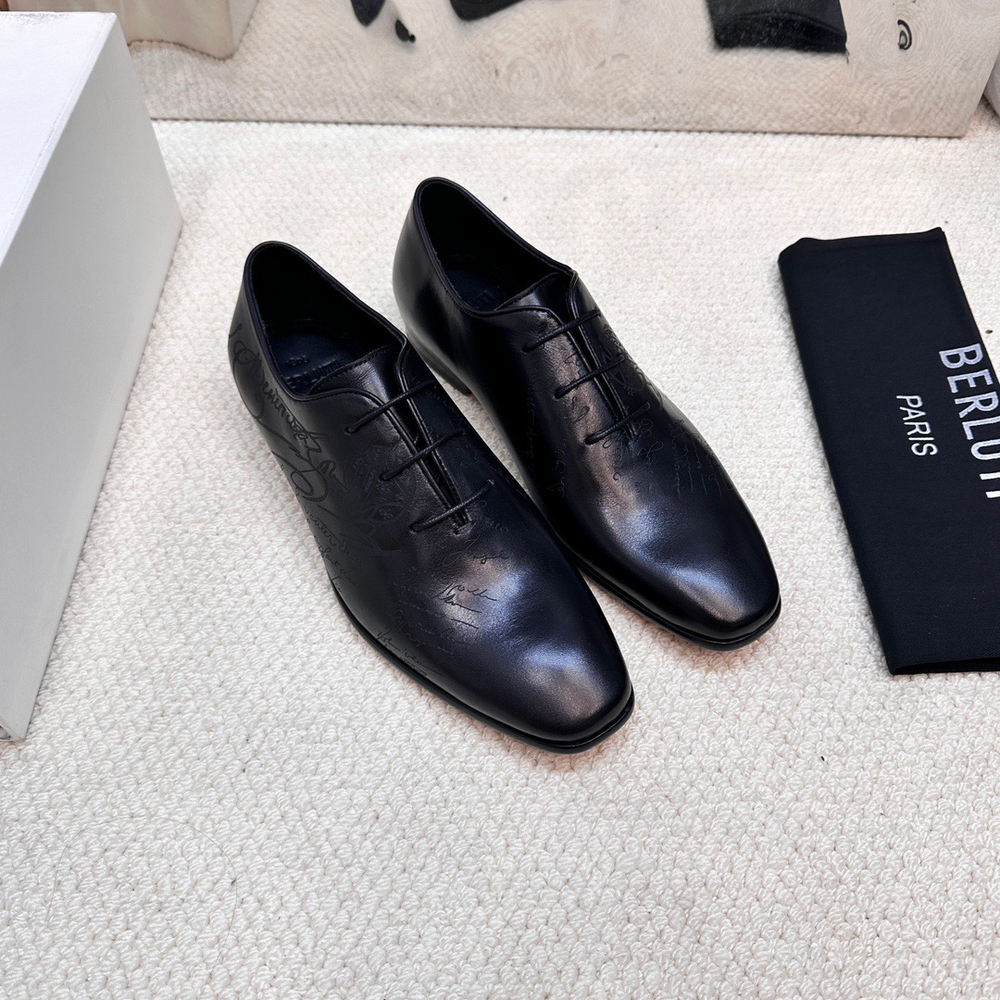 Дерби с ручной росписью