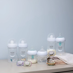 Бутылочка Philips Avent Natural 1+мес голуб 260мл SCY903/21