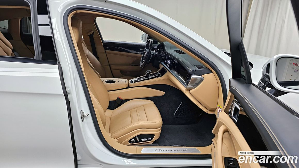 Porsche Panamera (971) 3.0 AWD (03.2020)