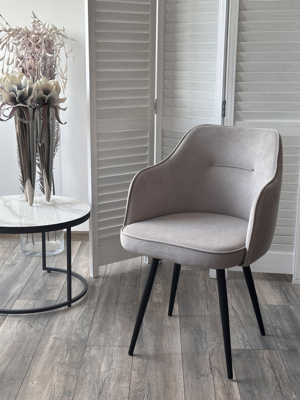 Стул ЛОРИС 360 град. поворот. B22 Серый, велюр / черный каркас, М-City