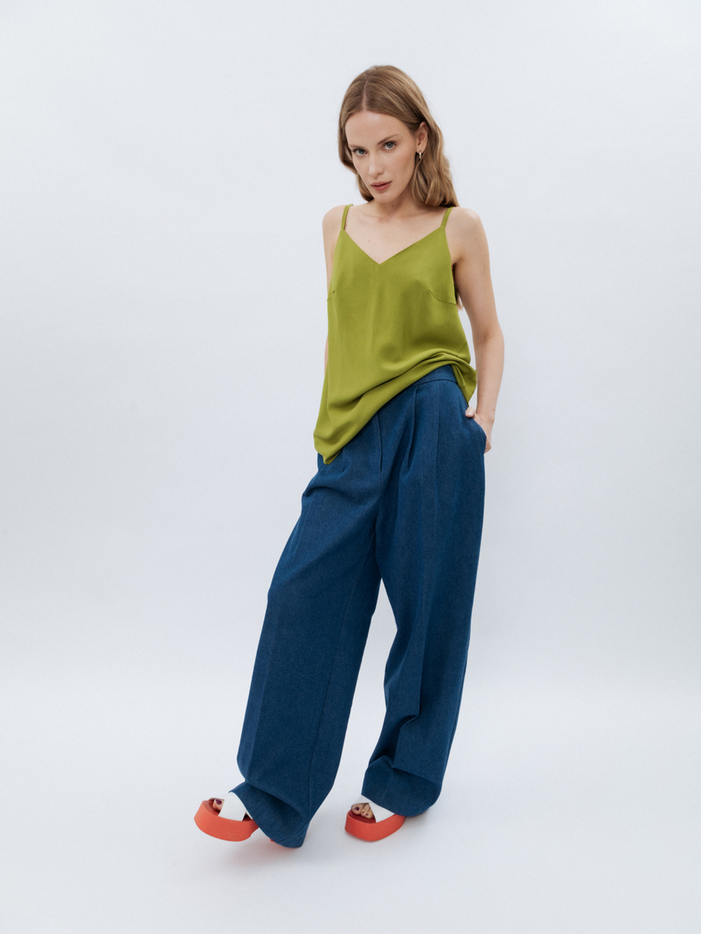 Топ Ease Light Green Special
