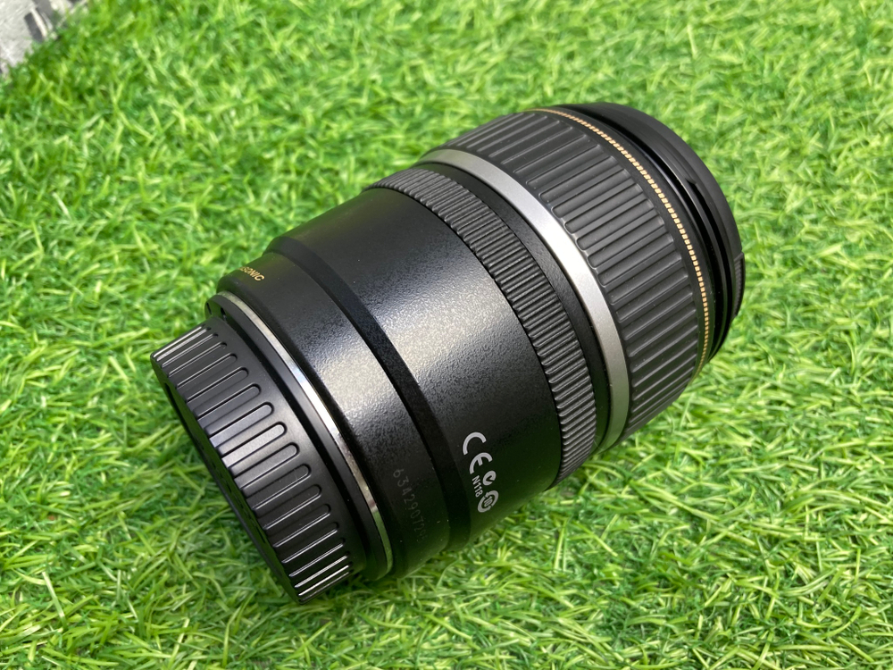 Canon EF-S 17-85mm 4-5.6 IS USM