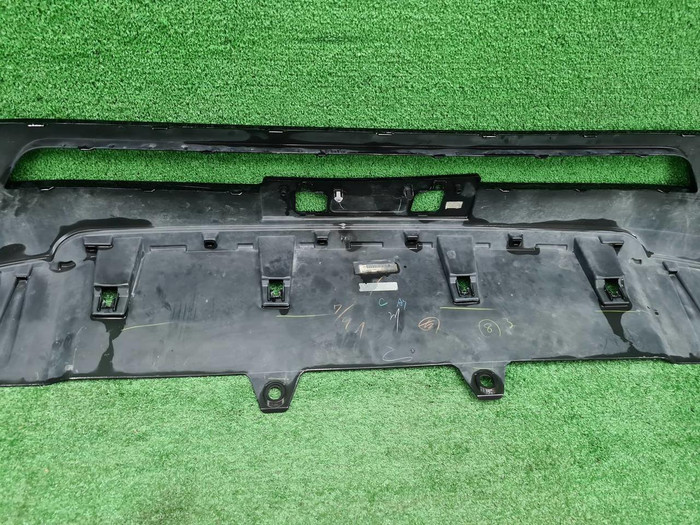 Бампер передний Toyota Land Cruiser 300 (21-нв)