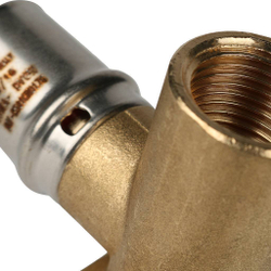 Угольник настенный с креплением удлиненный 1/2"х20