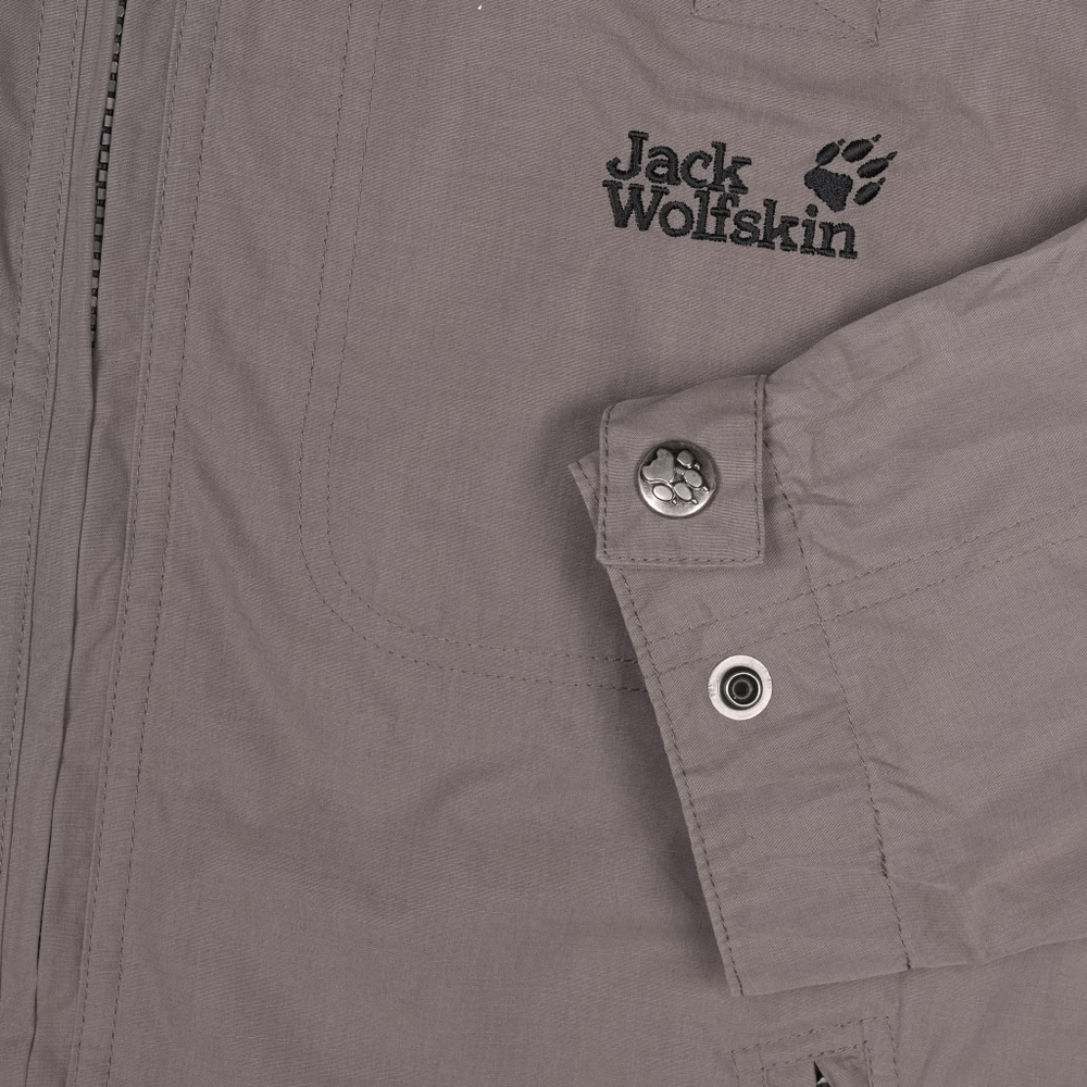 Ветровка Jack Wolfskin в винтажном стиле и сероватом оттенке бежевого, S свободный