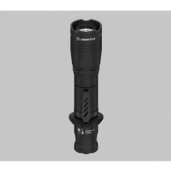 Тактический фонарь Armytek Dobermann Pro Magnet USB (теплый свет) - вид сбоку на корпус и головку