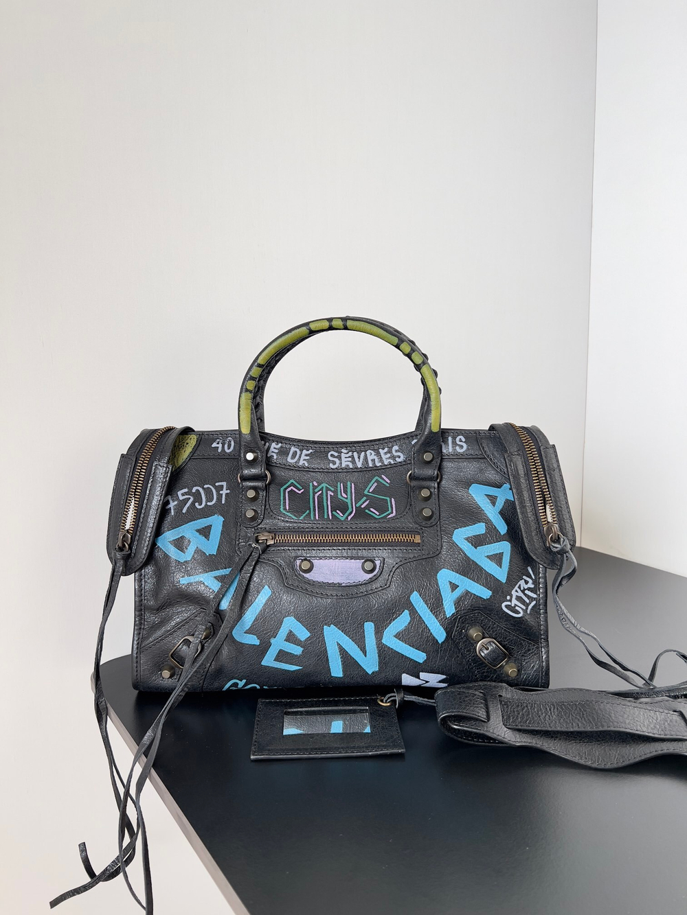 Balenciaga Classic Small City Bag 30 cm
