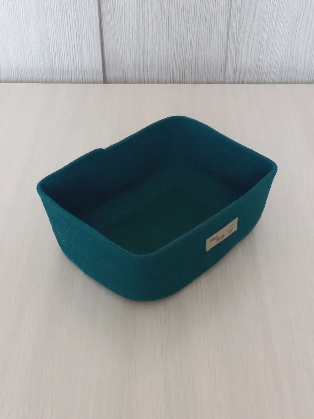 Плетеная корзина для хранения