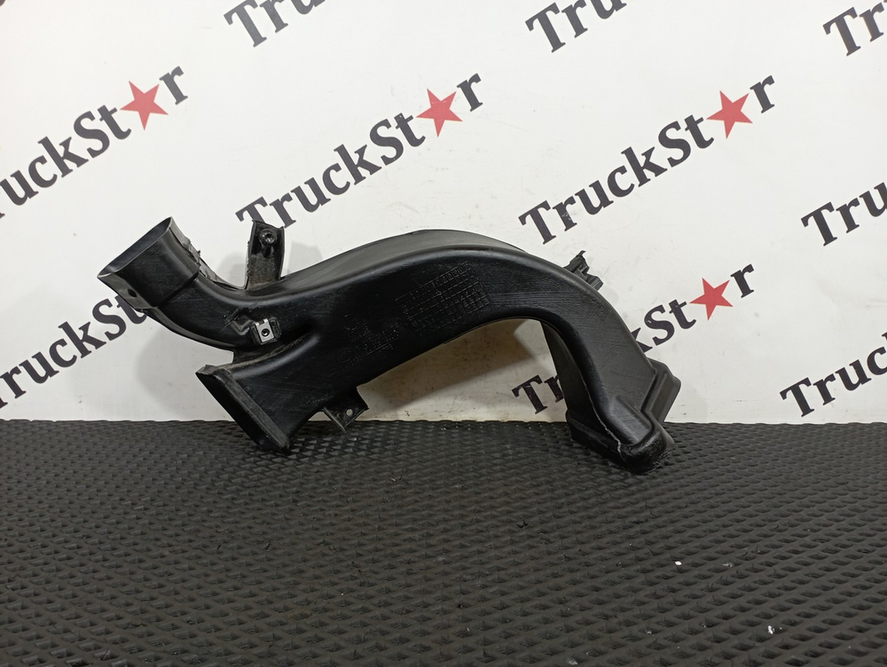 Воздуховод отопителя 2023г