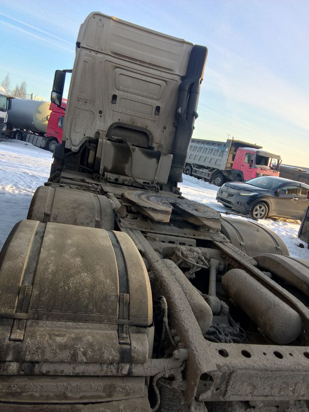 Mercedes-Benz Actros 6x4 Седельный тягач 2645 LS (Дизельный, 12,8 л, 449 л.с., МТ)