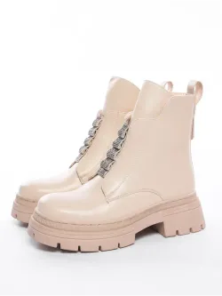 Зимние ботинки на высокой платформе