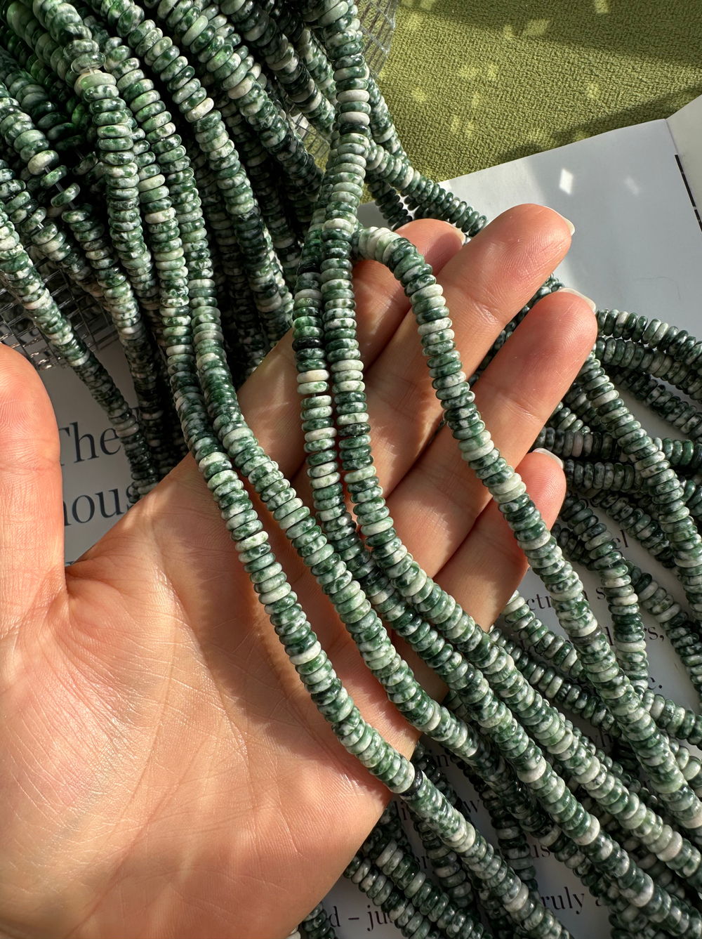 Нить бусин из мохового агата 6мм, рондель