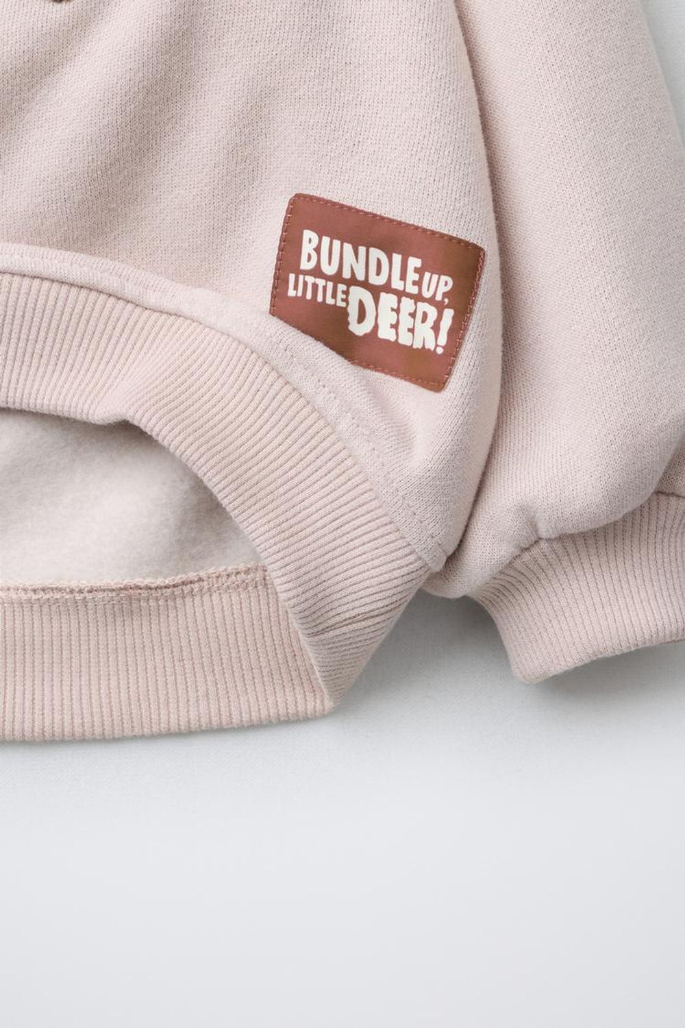 ZARA ТОЛСТОВКА С АППЛИКАЦИЕЙ ОЛЕНЯ ИЗ ИСКУССТВЕННОГО МЕХА, КАМЕННО-СЕРЫЙ