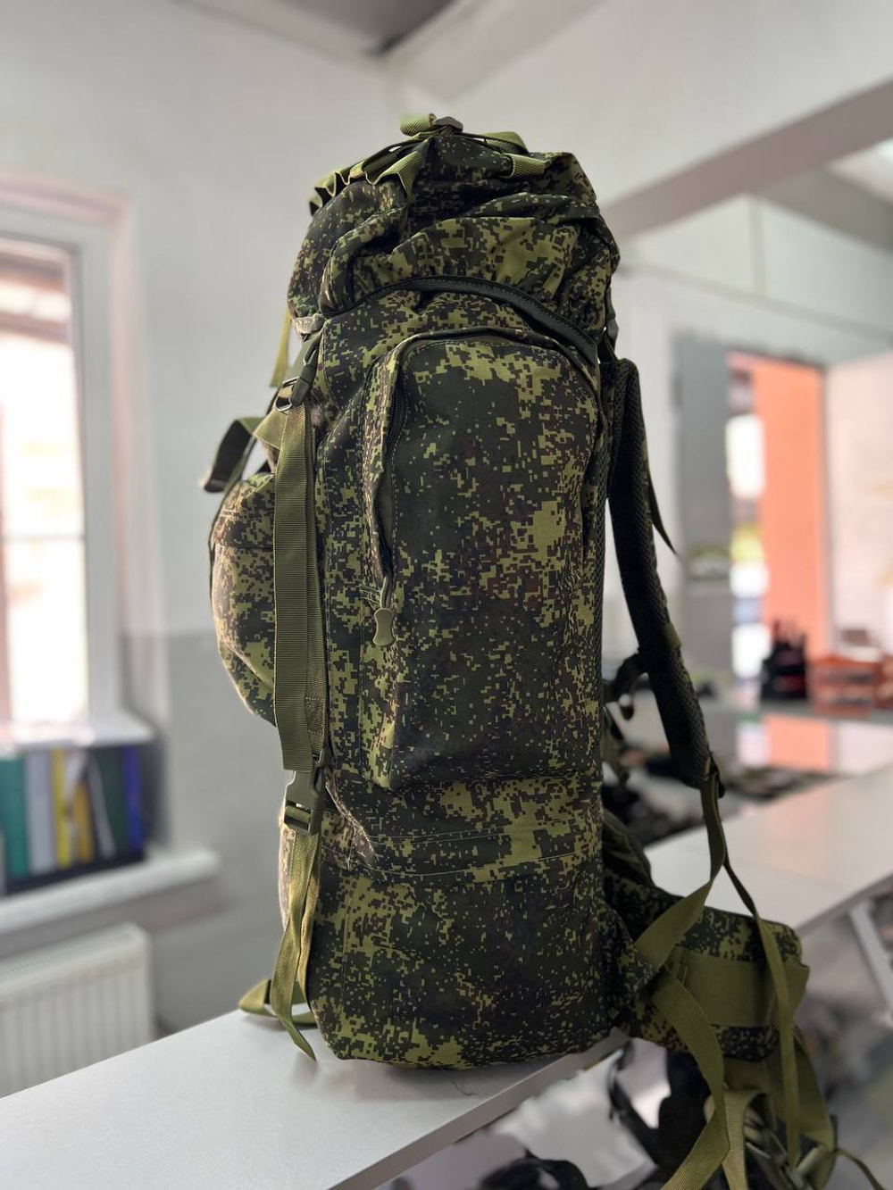 Тактический рюкзак 70л / зелёная цифра