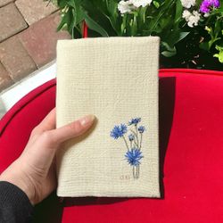 Книжная обложка с вышивкой "Василек"