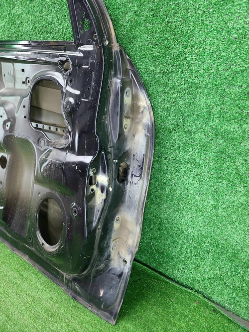 Дверь передняя левая Suzuki Grand Vitara (12-16)