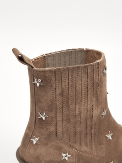 Казаки из натуральной замши со стальным носиком AMALIA STAR серо-бежевые