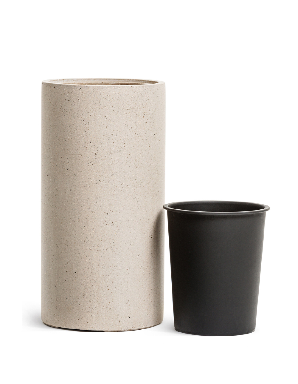 Кашпо TREEZ Effectory Beton Высокий цилиндр Белый песок в-80 см, д-41 см 41.3320-02-029-BE-80