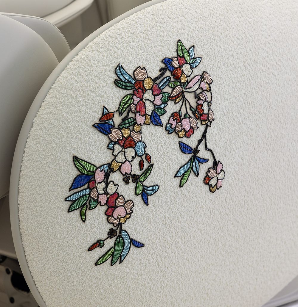 Массажное кресло Bork D810 ART