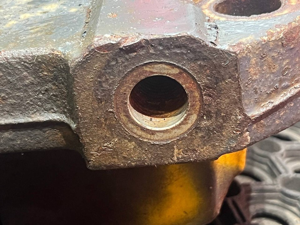 Кронштейн пневморессоры правый 2018г.