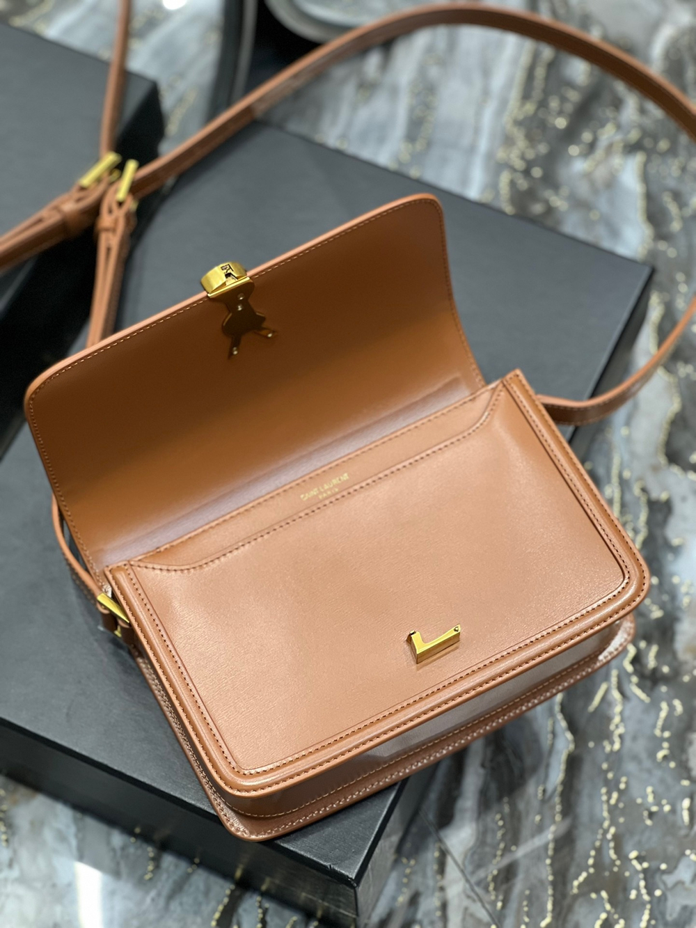 Saint Laurent Solferino 23 cm