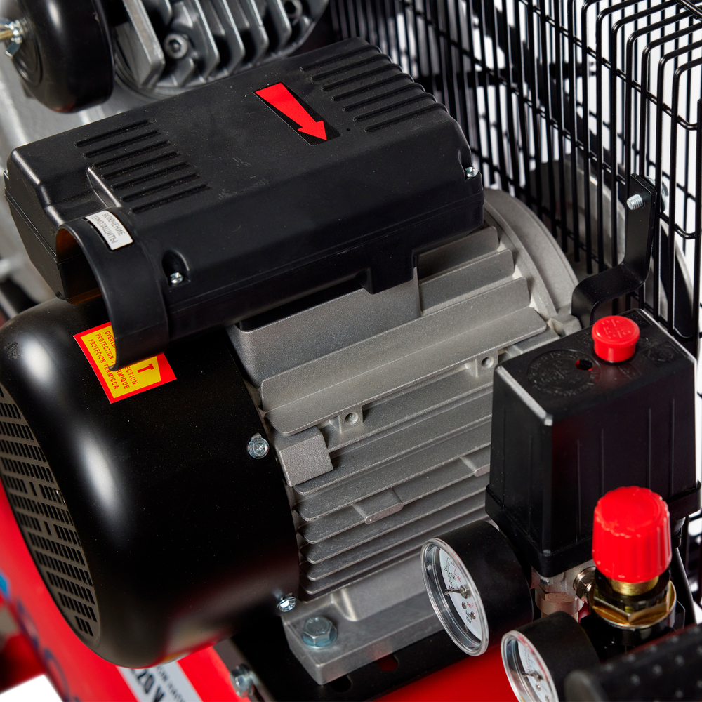 Компрессор ROSSVIK СБ4/С-50.LB24А, 360л/мин, 10бар, ресивер 50л, 220В/2,2кВт, красный