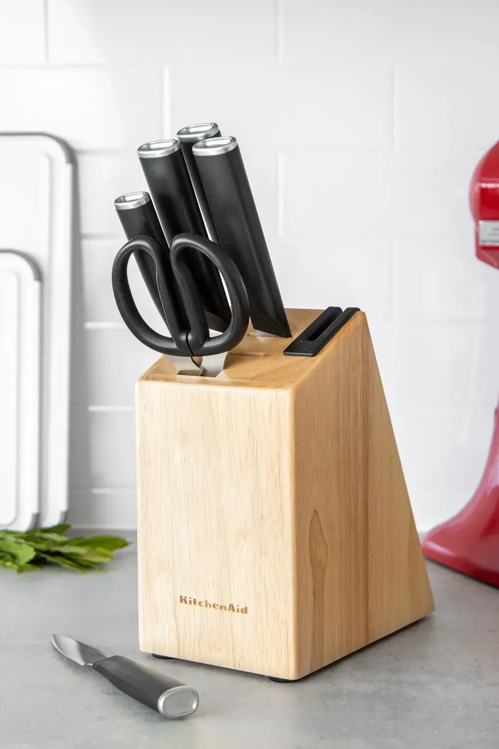 KitchenAid Набор из 5 ножей в блоке Classic + ножницы