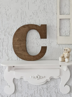 Буква английского алфавита деревянная настенная
