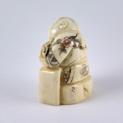 Нэцкэ Рисующий мальчик