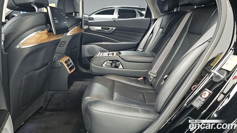Kia The New K9 (Quoris/K900) 2 Generation 3.8 GDI AWD (12.2021)