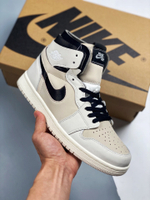 AIR JORDAN 1 HIGH ZOOM SUMMIT WHITE/BLACK/SAIL/LIGHT OREWOOD BROWN