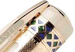 Visconti Romanica беж смола  эмаль перо 18кт  Vs-205-52