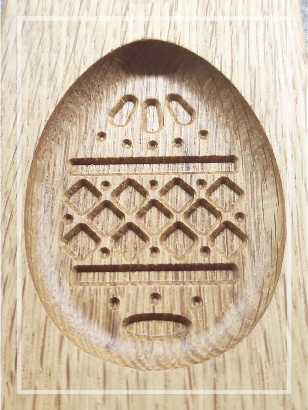 Пасхальная пряничная доска из дерева