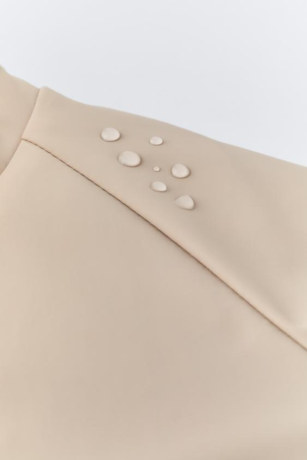 ZARA ПРОРЕЗИНЕННАЯ КУРТКА НА ПОДКЛАДКЕ ИЗ ИСКУССТВЕННОГО МЕХА, СЛОНОВАЯ КОСТЬ