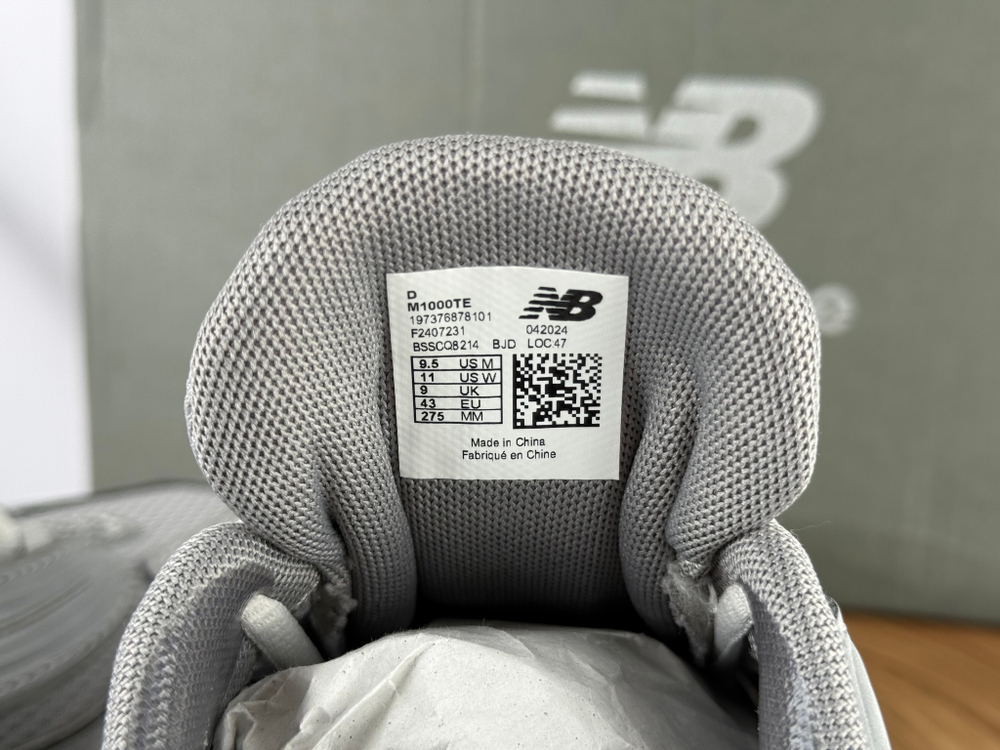 New Balance 1000 Silver Reflective