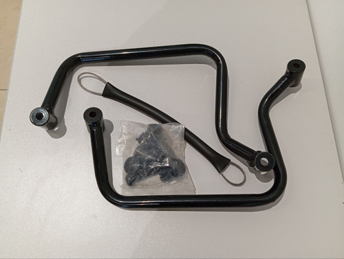 Рамки крепления боковых сумок CB350RS.
