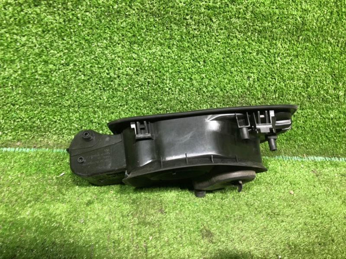 Лючок бензобака Audi A4 B9 (2015-н.в.)