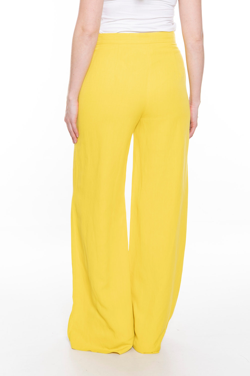 СТРУЯЩИЕСЯ БРЮКИ ИЗ ВИСКОЗЫ И ЛЬНА