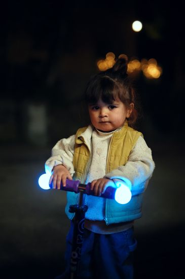 Самокат Mini Micro Deluxe Magic LED сиреневый