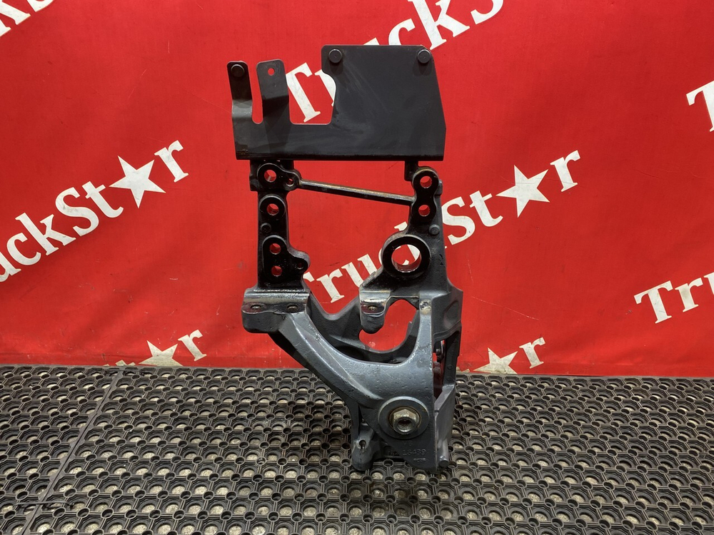 Кронштейн рессоры передней левый 2018г.