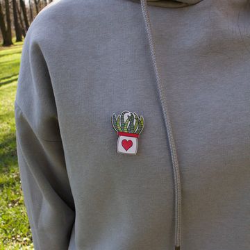 Значок деревянный (брошь)  Plant. Fire Pin