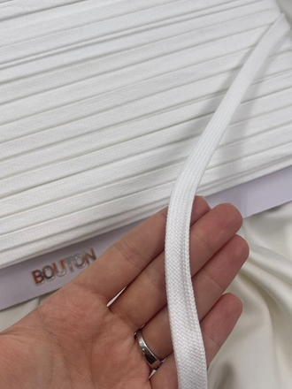 Шнур плоский белый метражом 12 мм