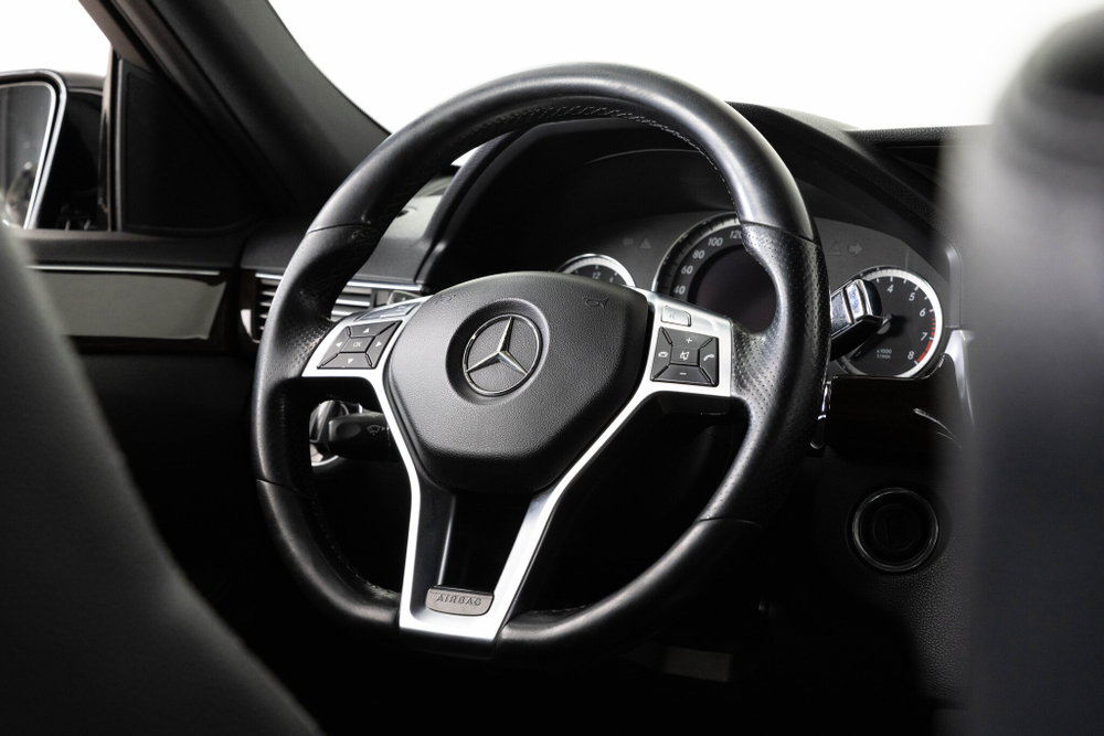 Mercedes-Benz E-Class, 2012 год