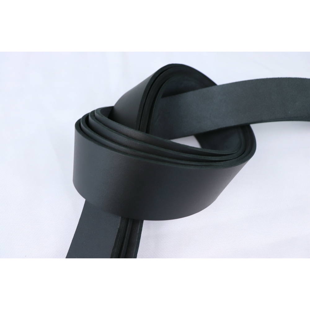 Ременная заготовка Гермес черный гладкая