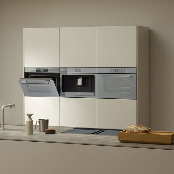 Духовой шкаф V-ZUG Combair V6000 45P черное стекло C6T-21059