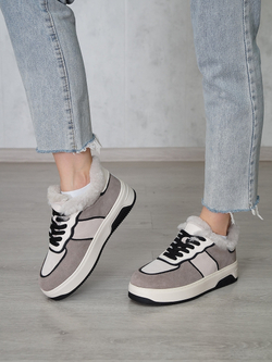 Кроссовки женские зимние