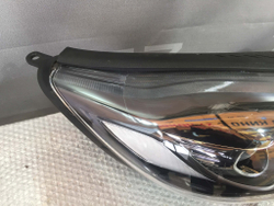 Фара правая LED Kia Sorento 3 Prime (UM) 17-20 Б/У Оригинал 92102C5620