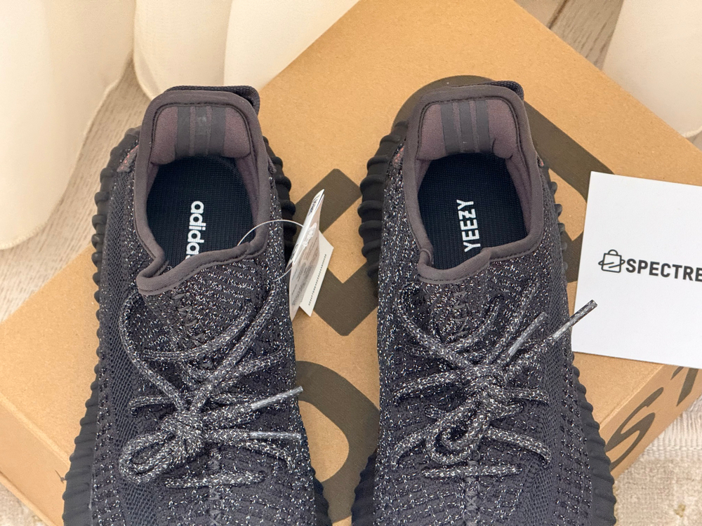 Yееzy Boost 350 v2 Black Reflective