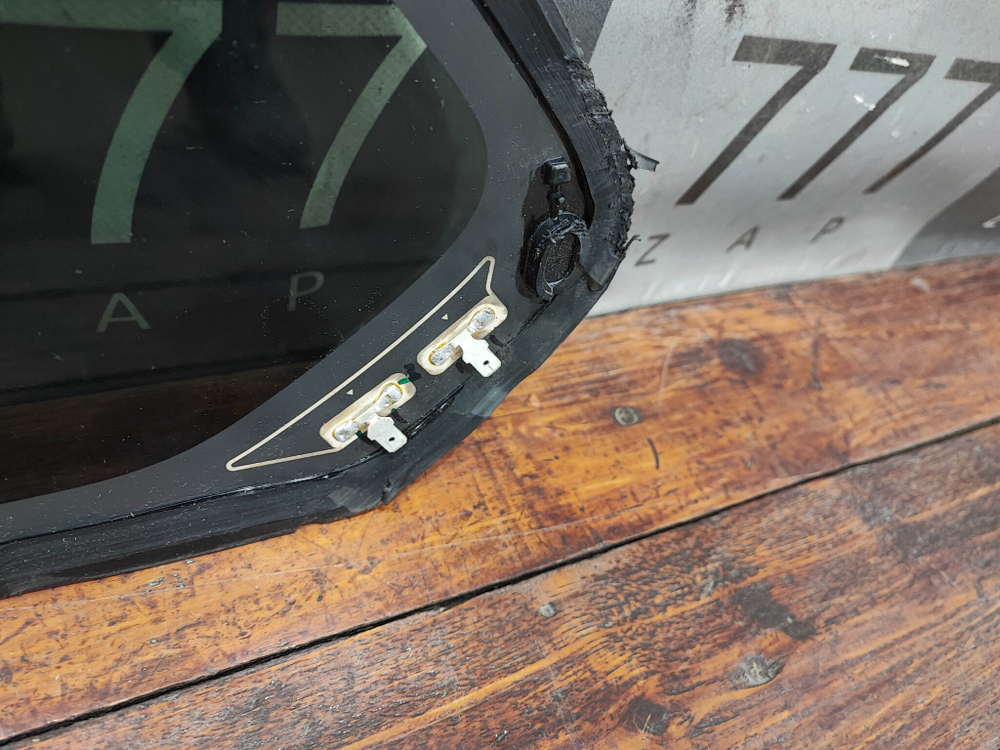 Стекло багажника правое Toyota RAV4 V (XA50) 18-нв Б/У Оригинал 627100R120